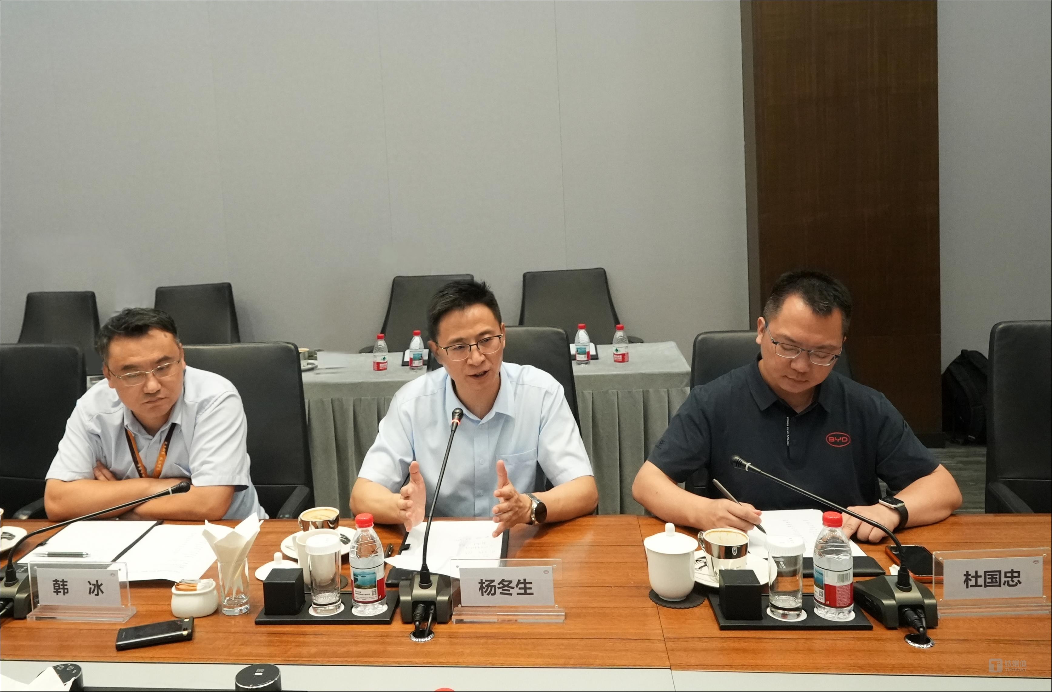 体系力再战智能化，比亚迪的新胜负手